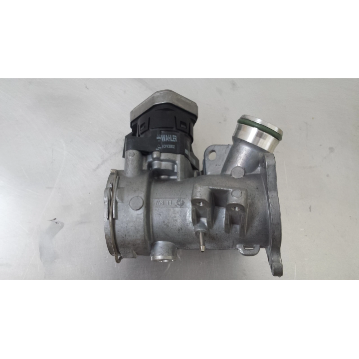 Boîtier papillon Mercedes OM646 A6460900154