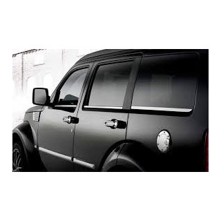 COUVRE TRAPPE CHROME DODGE NITRO