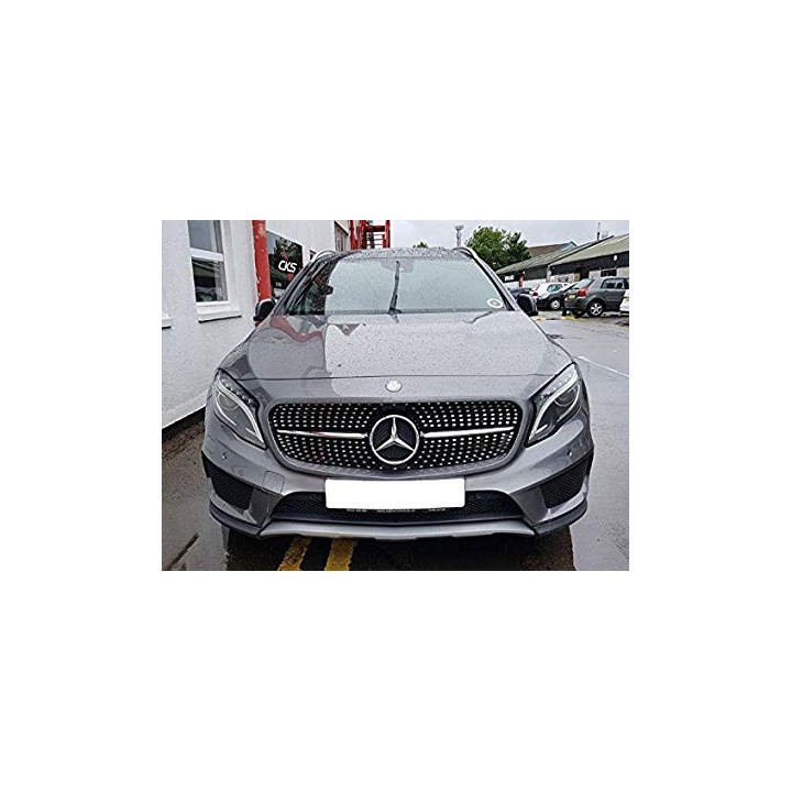 CALANDRE DIAMANT NOIRE+CHROME MERCEDES GLA X156