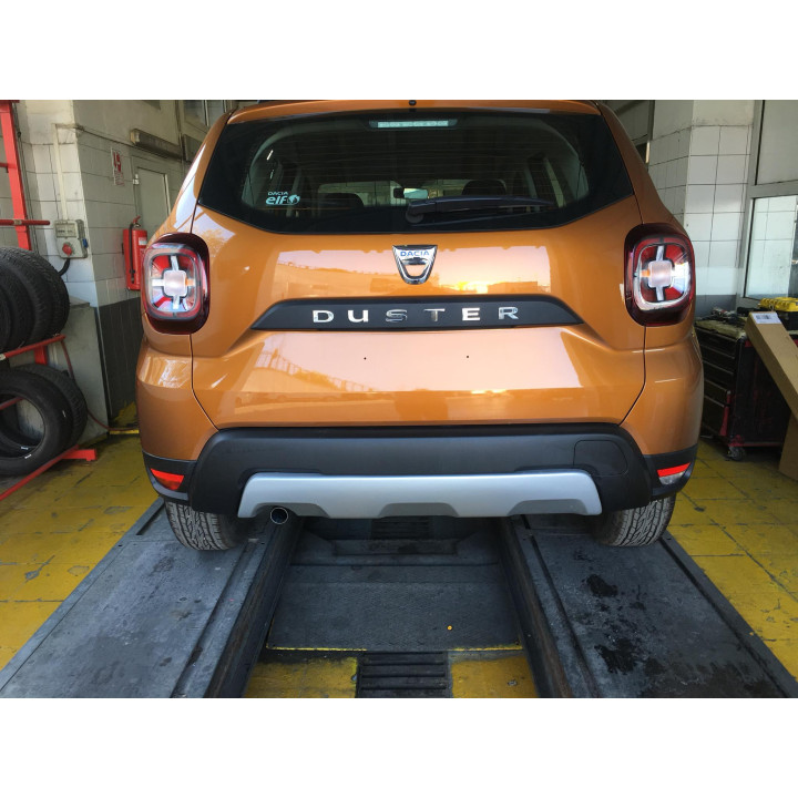 2 ENTOURAGES ANTIBROUILLARD GRIS DACIA DUSTER 2018+